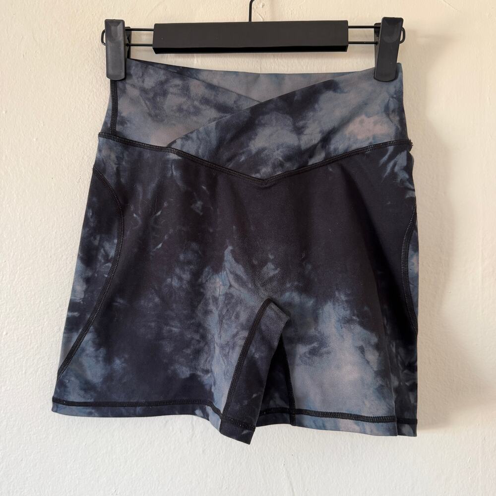 Womens Alphalete tie dye shorts